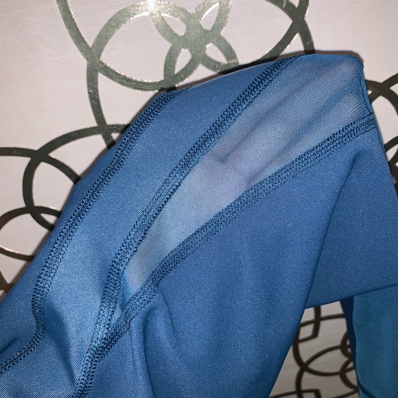 Teal Leggings with Mesh Detail - Picture 6 of 8